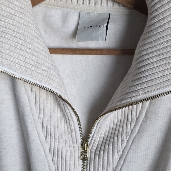 Varley Cream Sweater - Picture 6 of 14